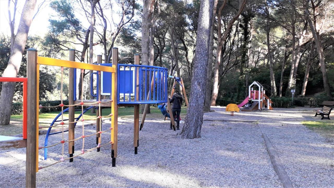 Domaine De La Coudouliere, Vue Mer, Plage, Piscine Et Parc 식스포즈레스플라지스 외부 사진